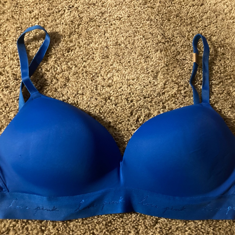 36 DD Victorias Secret Bra